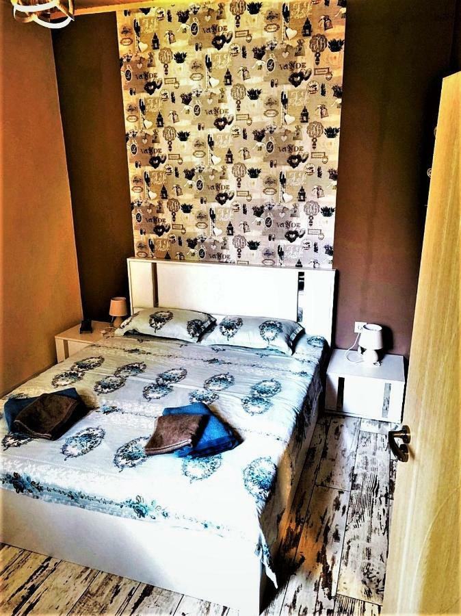 Tera Apartment Burgas Esterno foto