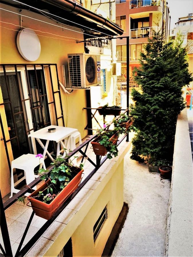 Tera Apartment Burgas Esterno foto